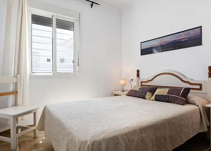 Apartman Alboran 208 *